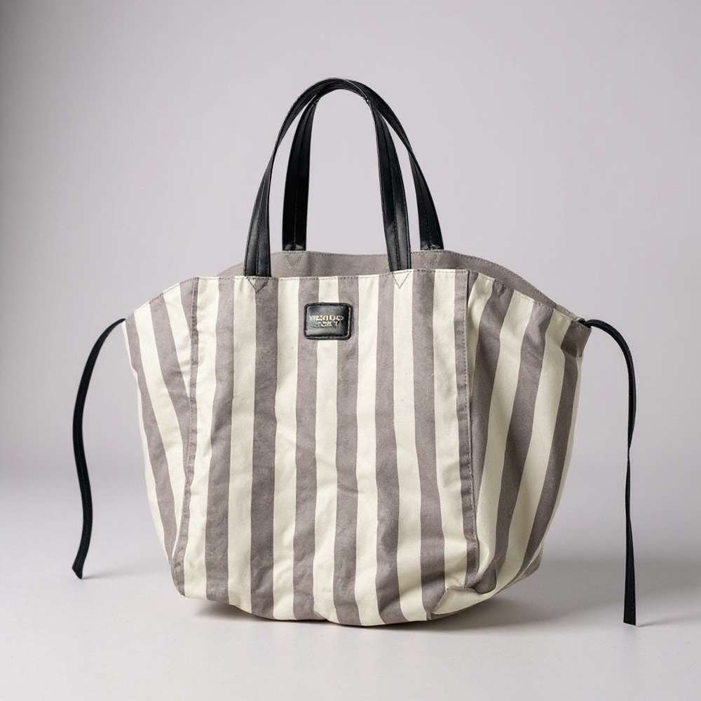 🖤 Victoria’s Secret Gray & White Stripe Tote Bag 👜 Carryall Beach Travel Bag